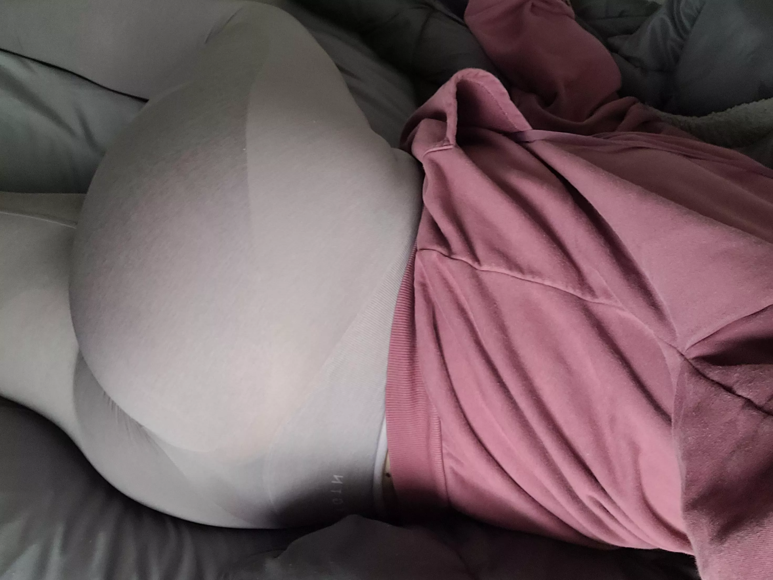 Lazy post workout pic :3 posted by LizzysLewds