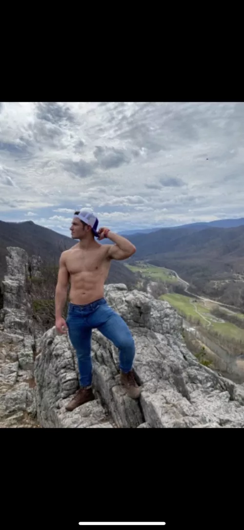 Like the pit? by AlexSchimmsky