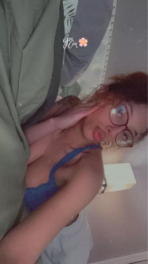 Looking for a daddy who knows how to please his baby girl 🥺😈 by yhvygvvv