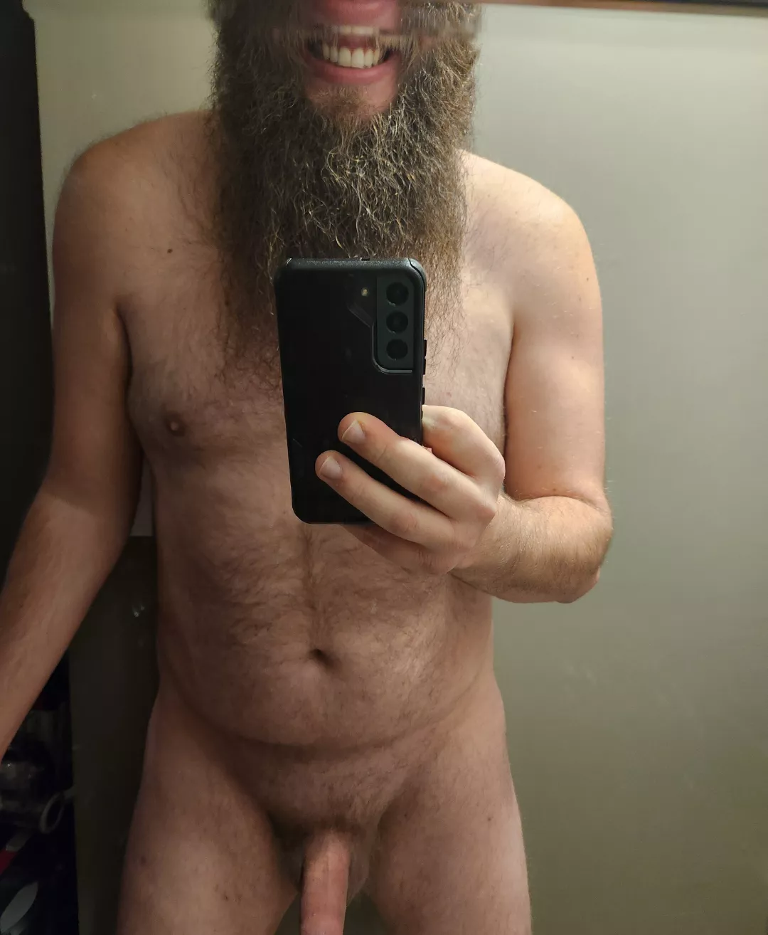 Mirror 🐻. 🫠 posted by BeardeddBombshell