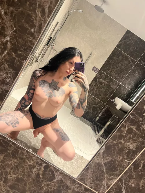 Newly single 🤭 by bibibratx