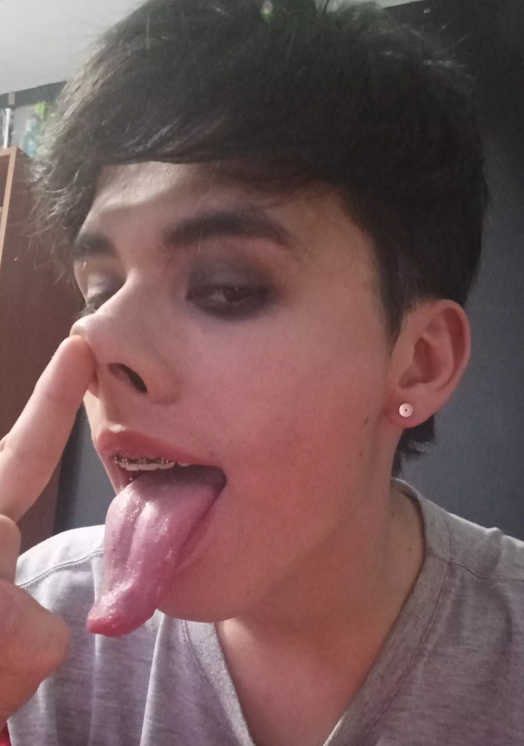 Photo without my cosplay u.u posted by Wendolin12