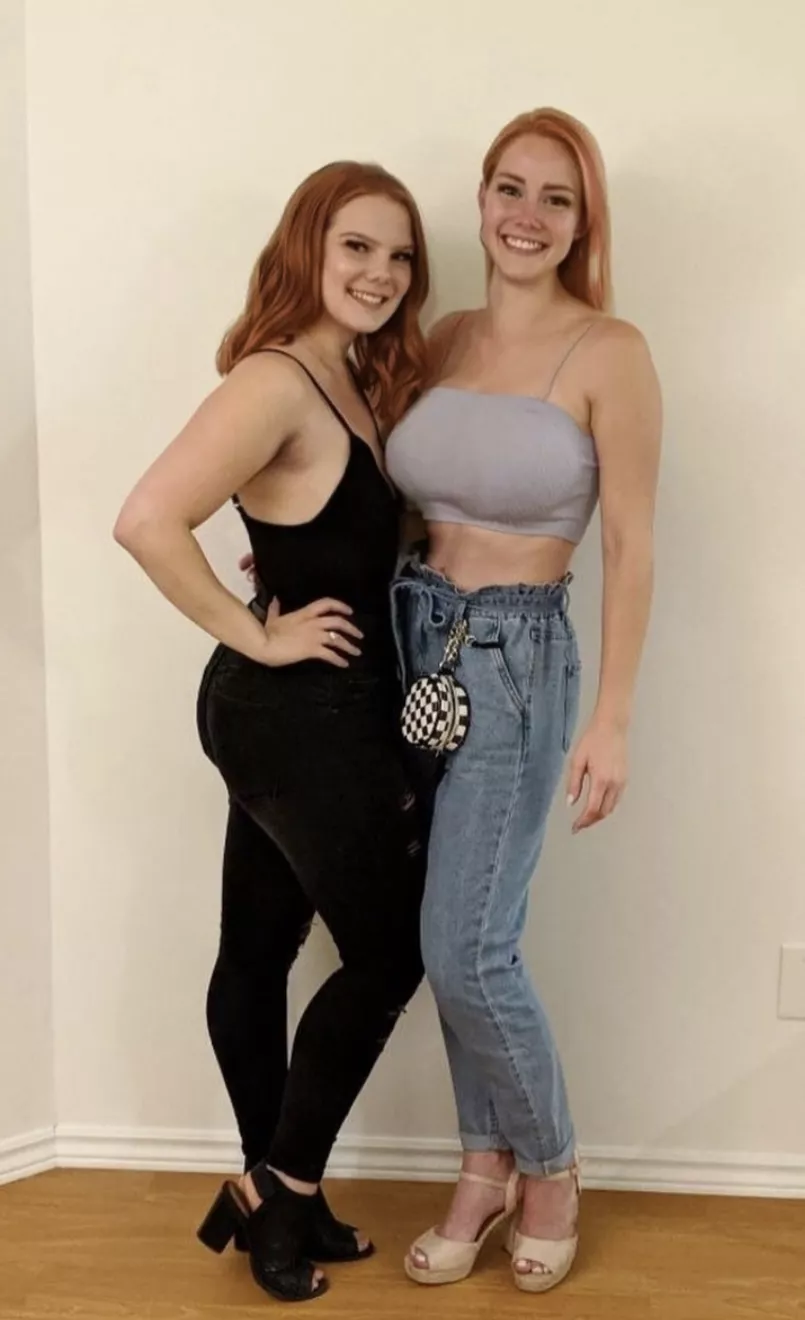 Pick One [2] posted by Yourpervfriend