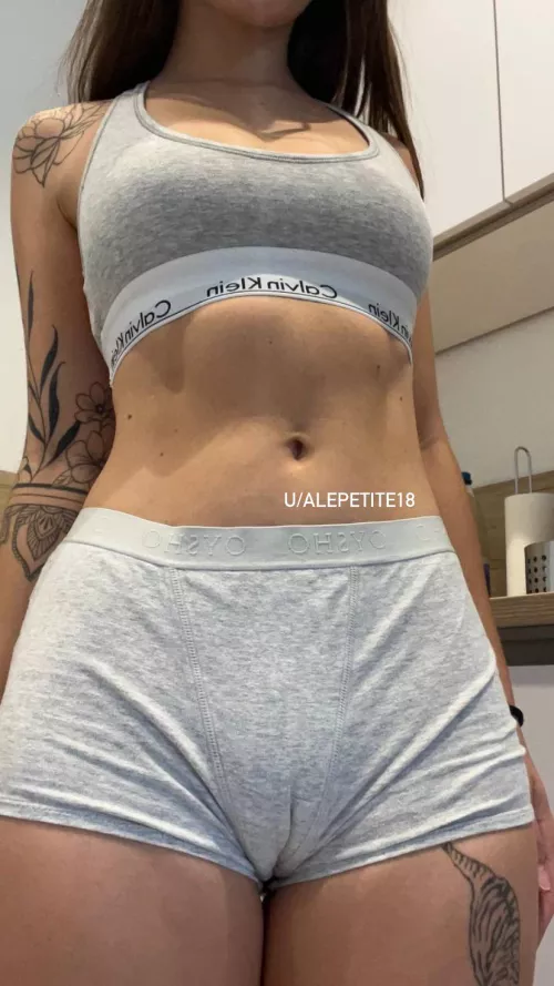 snack or meal? by alepetite18