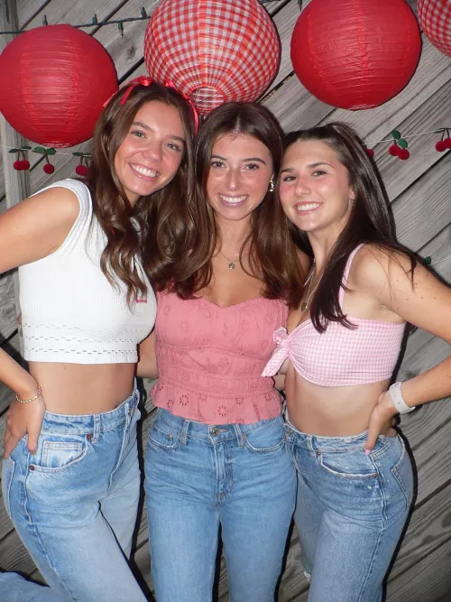 sorority girls by insecure_walrus