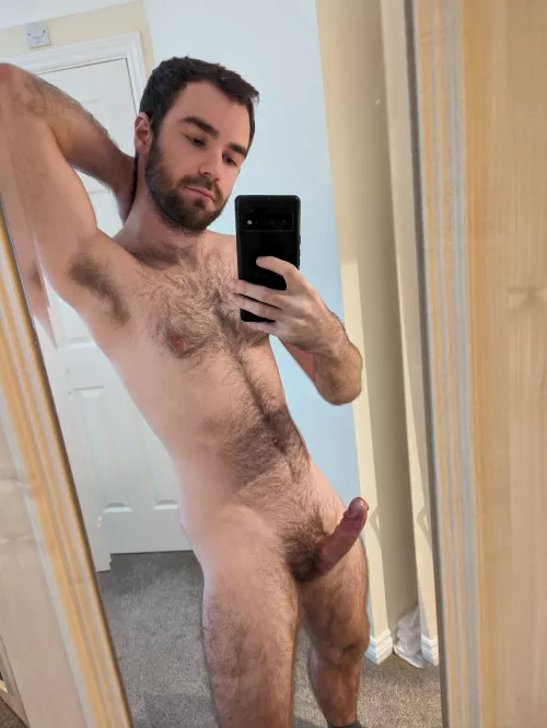 Standing to attention, ready to serve by rchazza1996