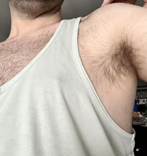 Wanna fuck this hairy pit? 😜 by bjk0494