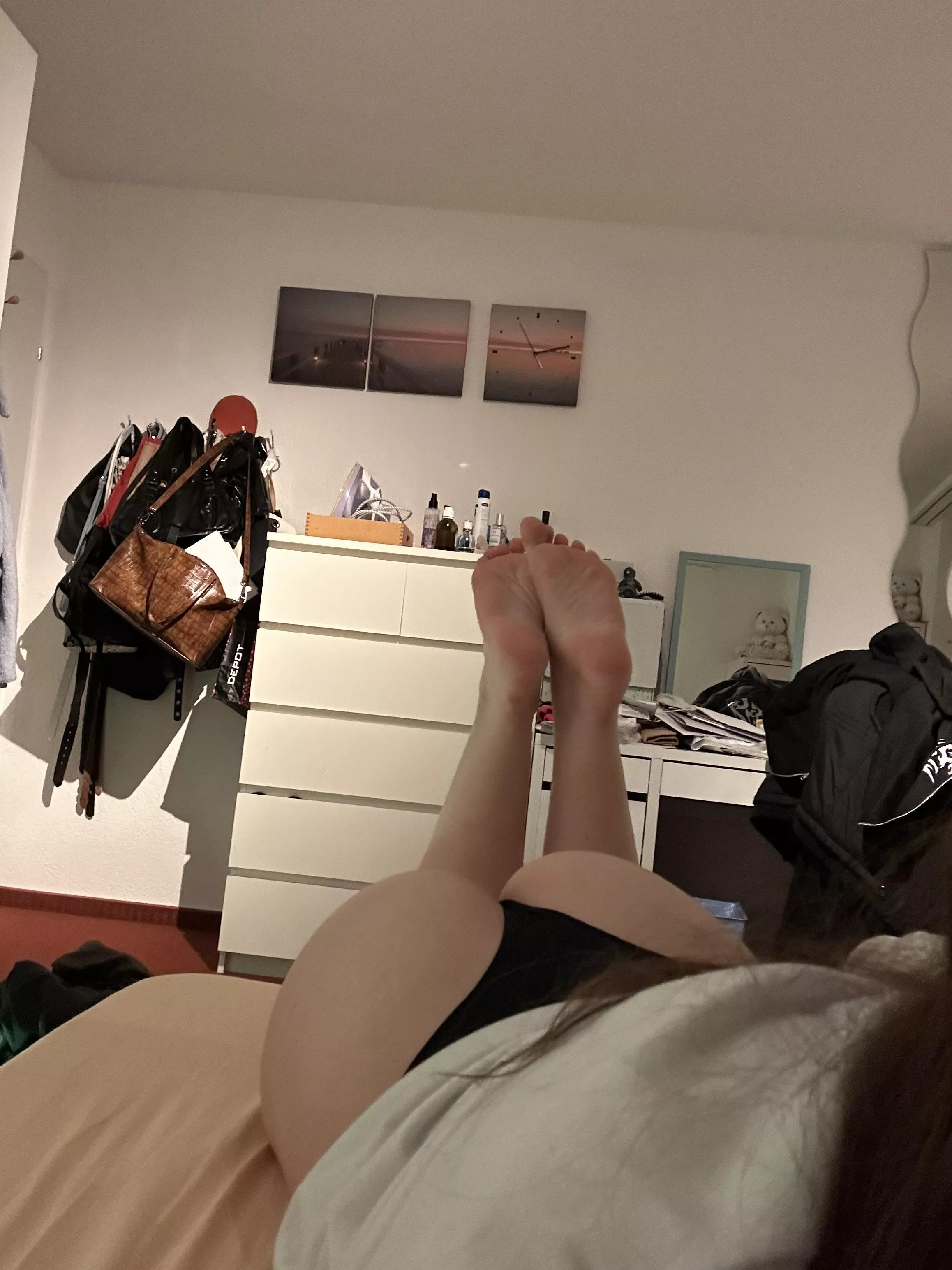 when you getting reay for the Gym and you make a quick Ass check posted by redfoxxy2004