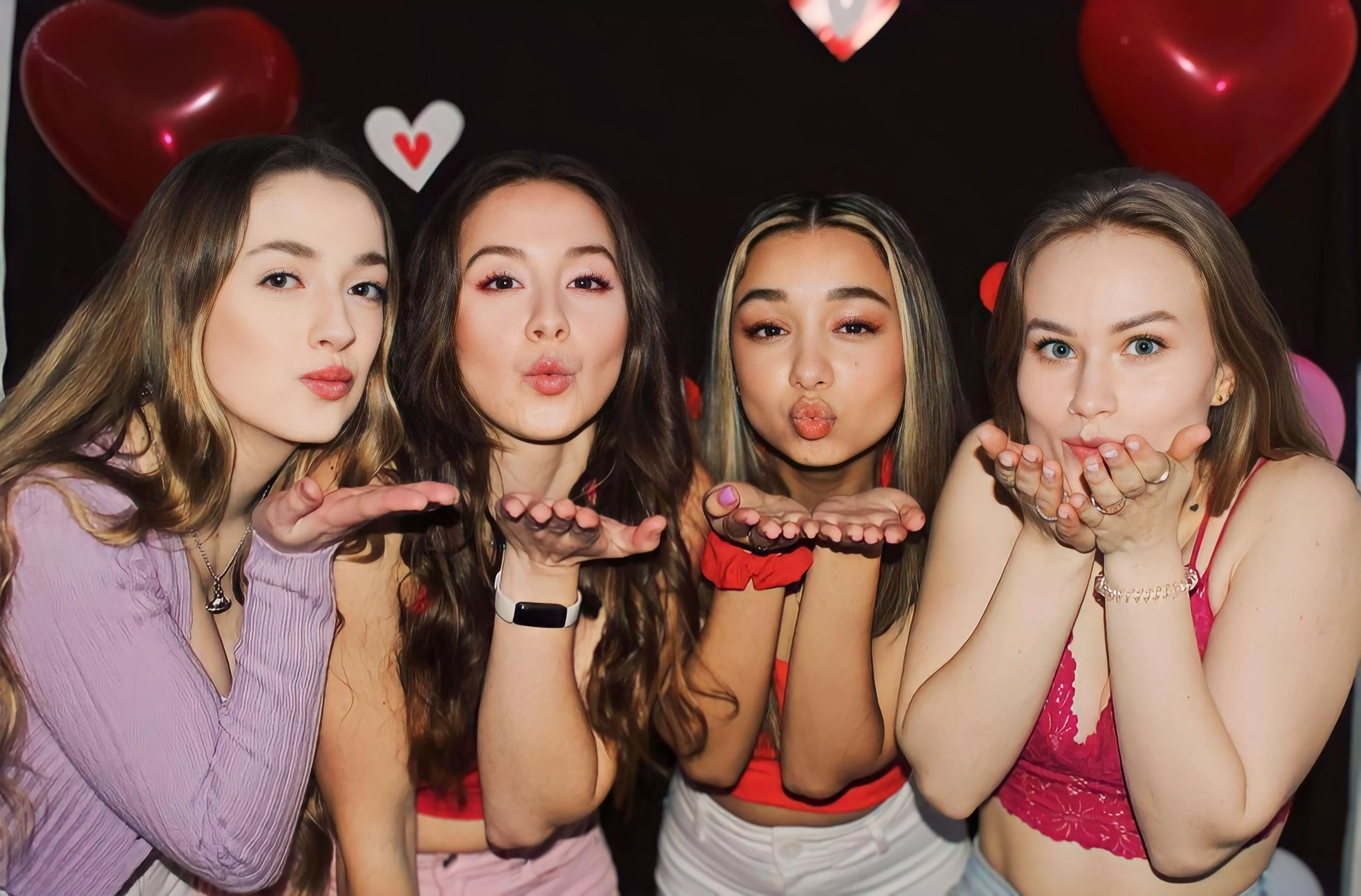 Which of these girls would you kiss? [4] posted by HotelNo545