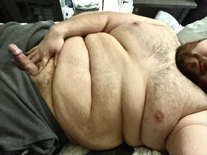 Who wants to play with me? by bobbyhill2805