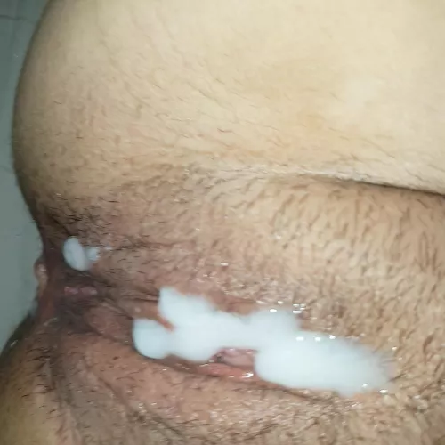 Wife's pussy covered by SecretaryOfState