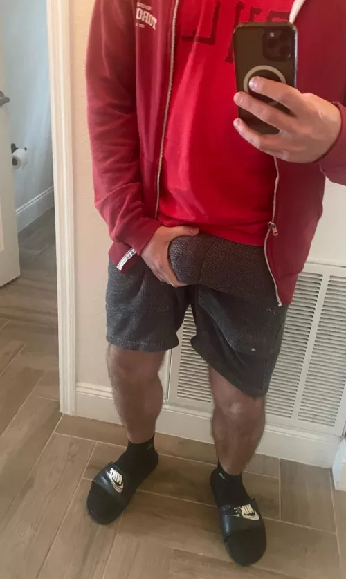 Work from home bulge by tresorr