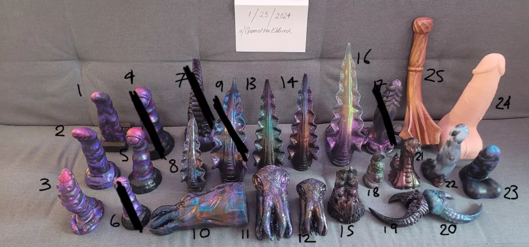 [WTS] Galaxy/ Oil Slick: 20 Toys by QueenOfTheEldritch