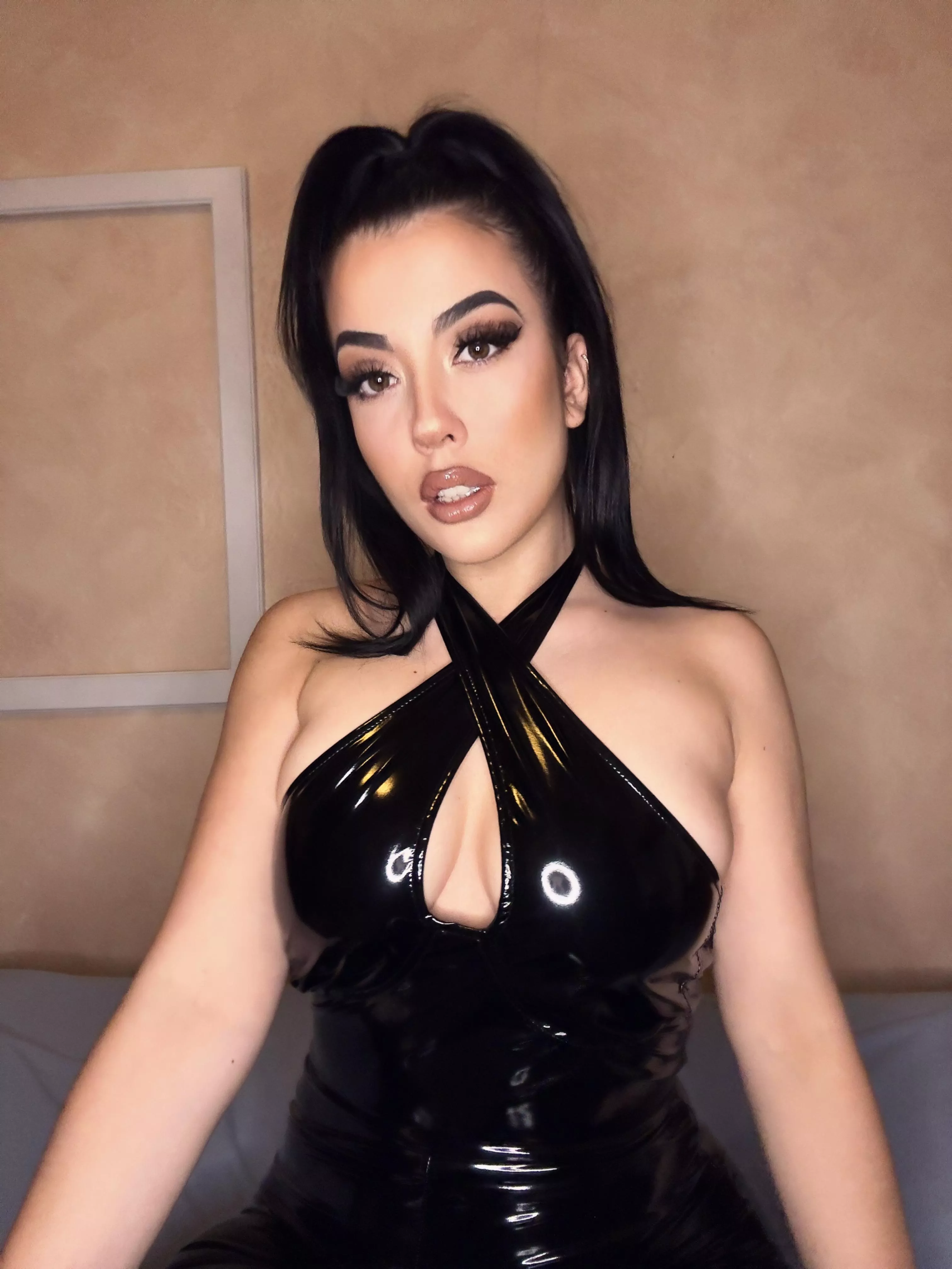 yeah leather and latex have a place in this girls wardrobe posted by princess-pretty-face