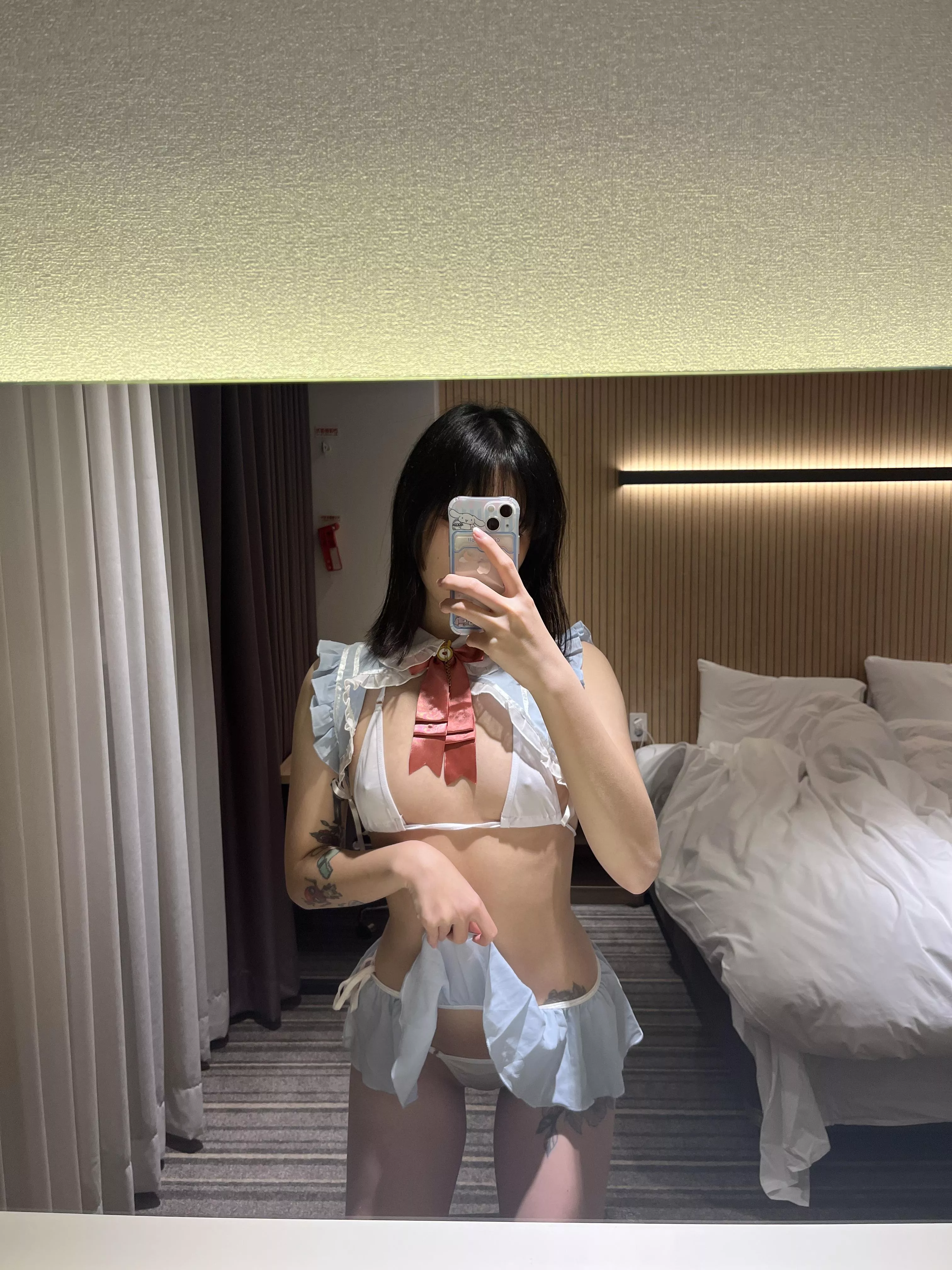 Am I your new dream girl? posted by PhotoWorth