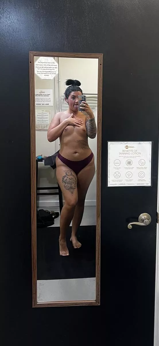 Are tatted brunettes your thing? Yes or no posted by Blazey_baby