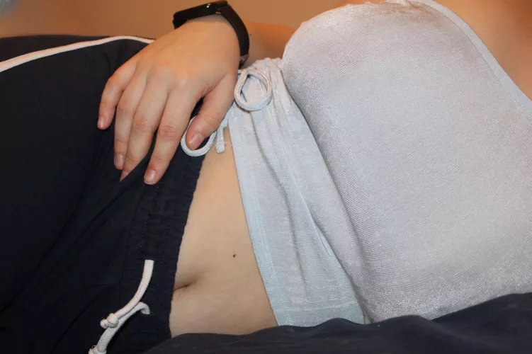 Braless and naughty by Lil_Wicked_Evelyn