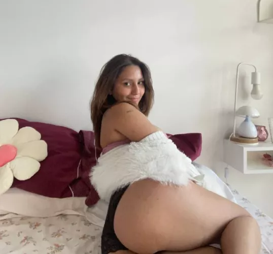 can i be your funsized, all-natural, big booty? by awayUnseat519