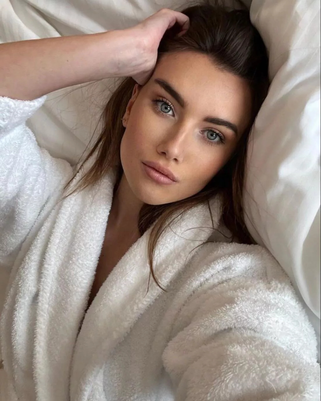 Claire Molin posted by NoMall5687