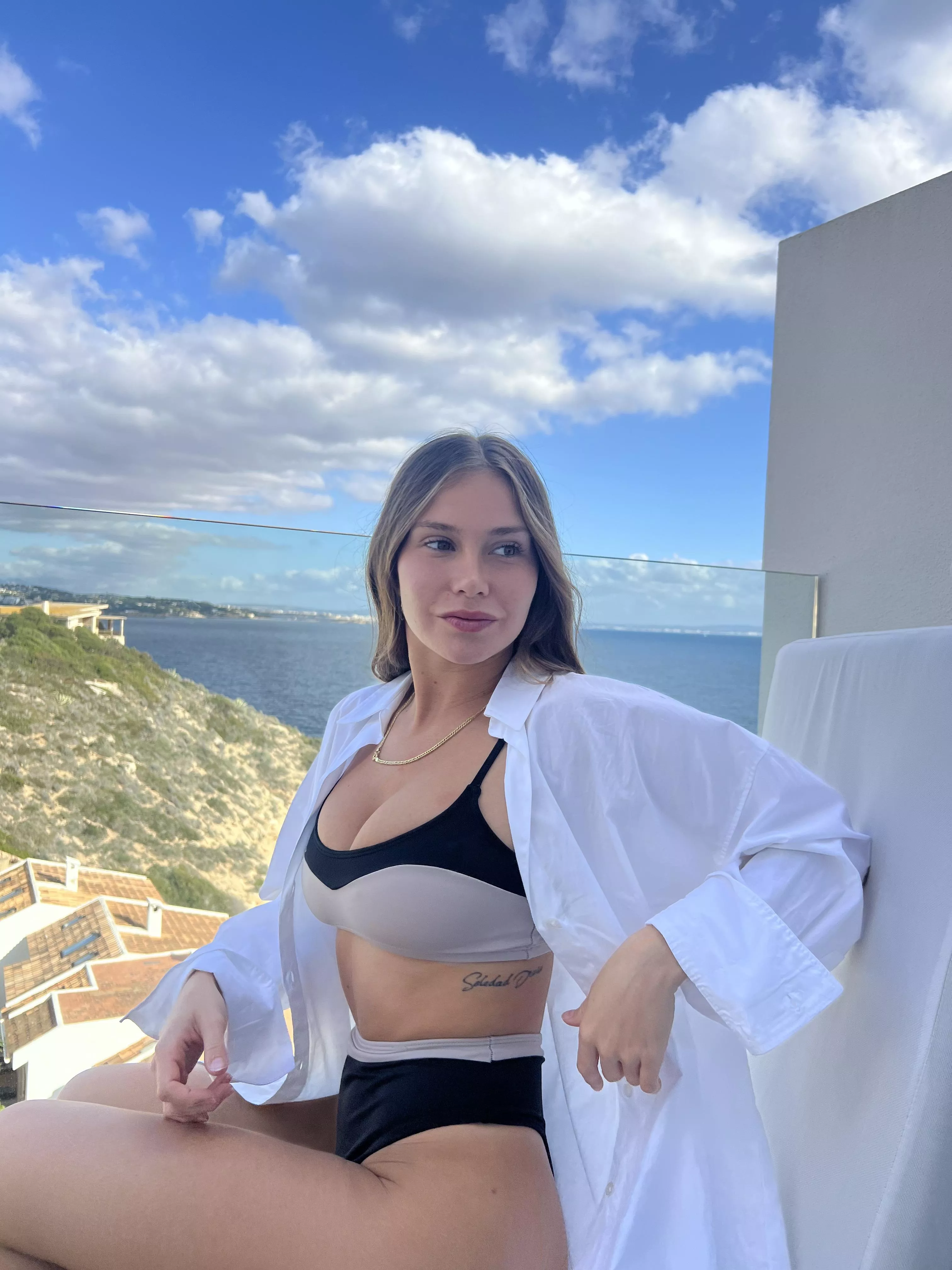 crush rejected to fuck me raw on the first date, would you do the same? posted by thesophiarouge