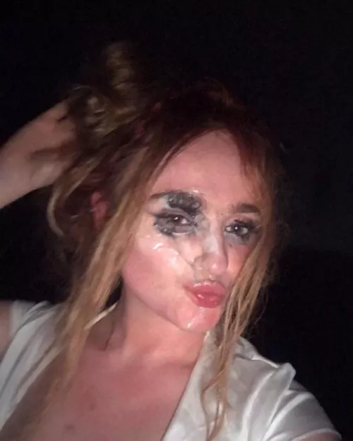 Do u like my makeup ? by pixxxie-girl