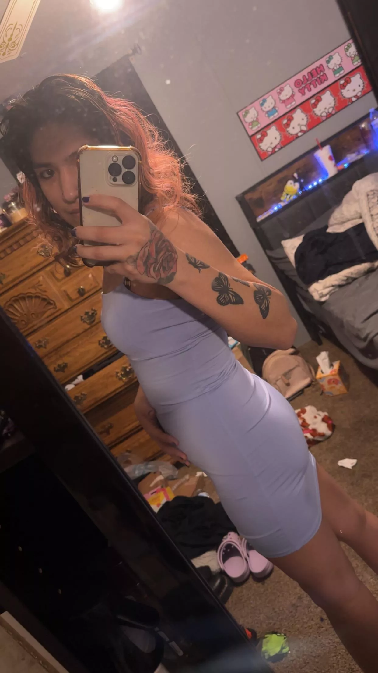 Does anyone think I’m cute 🥺 posted by _Broken_one