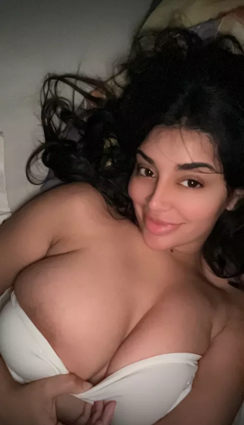 Dont look naughty papi by bella_regann