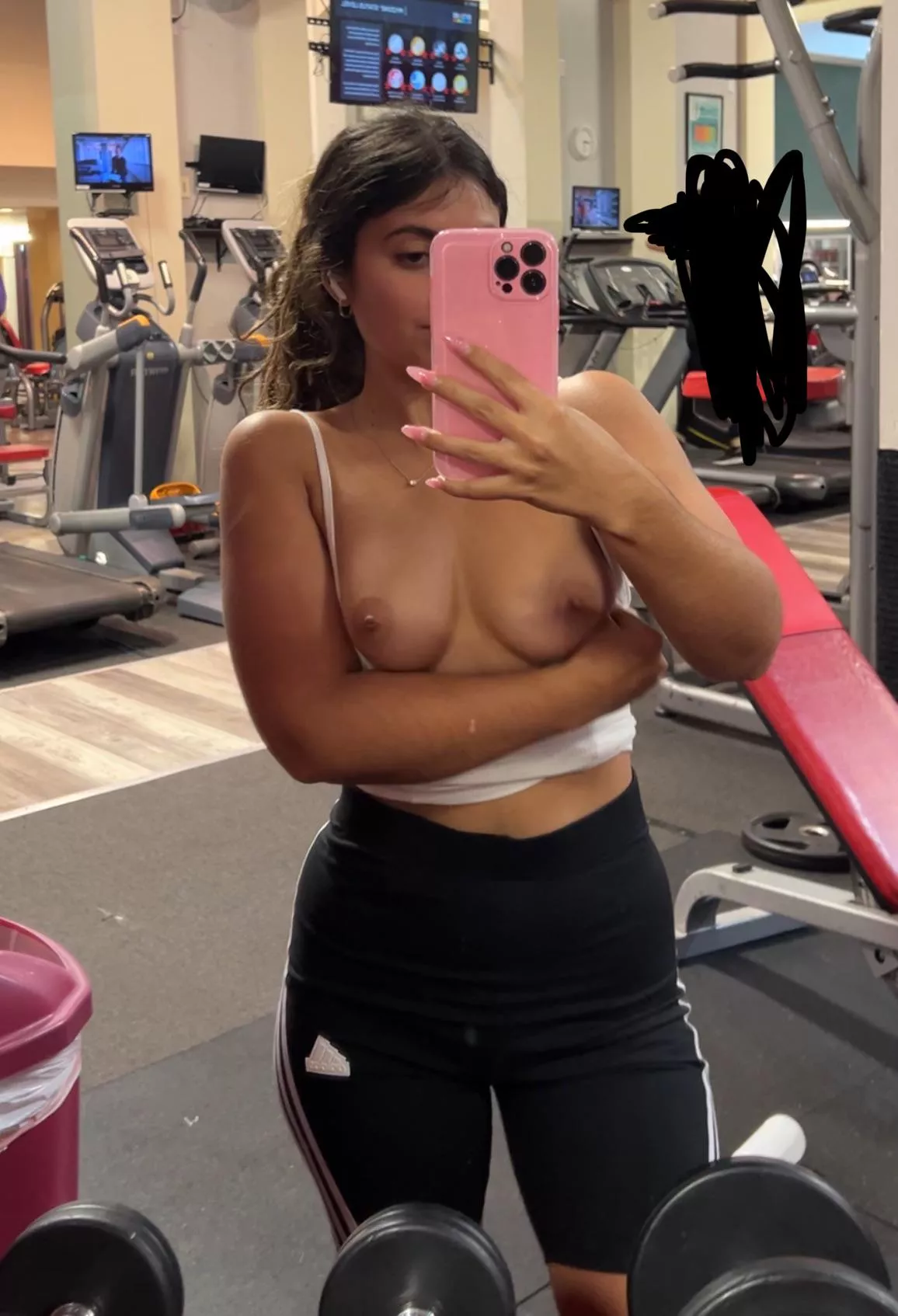 [F]lashing my sweaty tits at the gym posted by sexsoda
