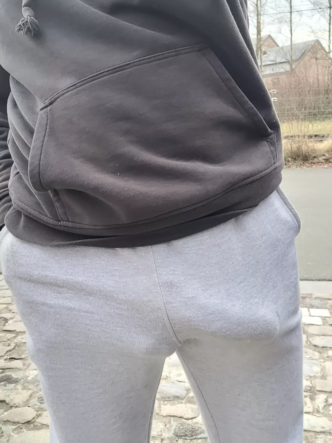 Grey is definitely the best colour for a little run... posted by UbyUbyxx