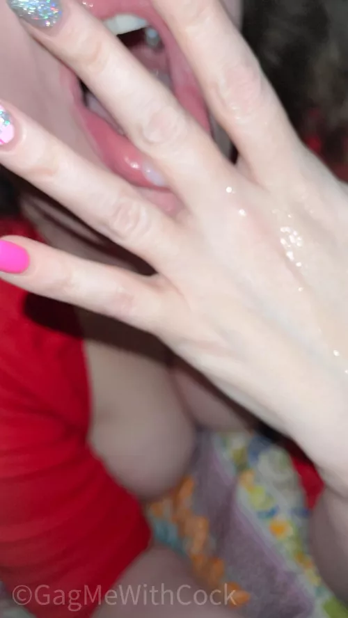 He came in my hand and I sucked it dry by GagMeWithCock