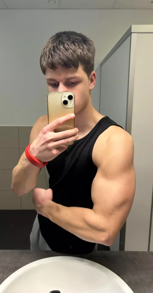 Hey there by Select_Equipment4297