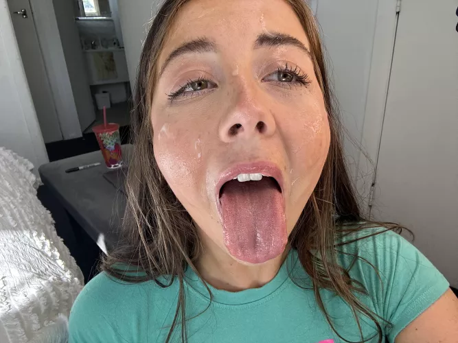 Hot Cum all over my face by Travel_Mindless