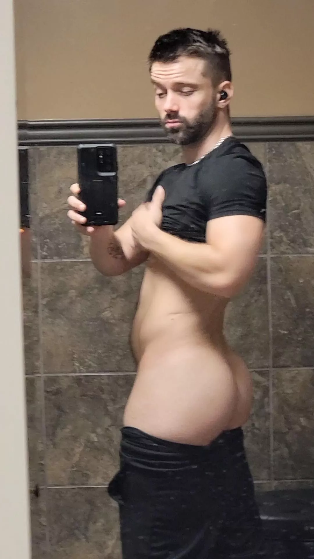 how are my squats working out for me? posted by XyonSkye