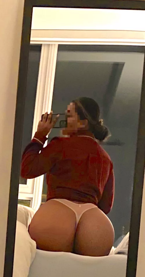 How could you not love a thick desi?? 😛 [f] by browngirlgoesbad