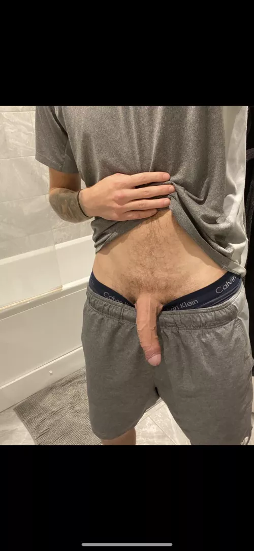 I can’t ever piss around my friends without them drawing attention to it 😡 by Captaincurve907