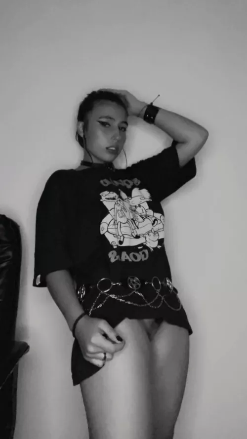 I hope my body makes your day a little bit better 😘 by Mystica_Heartless