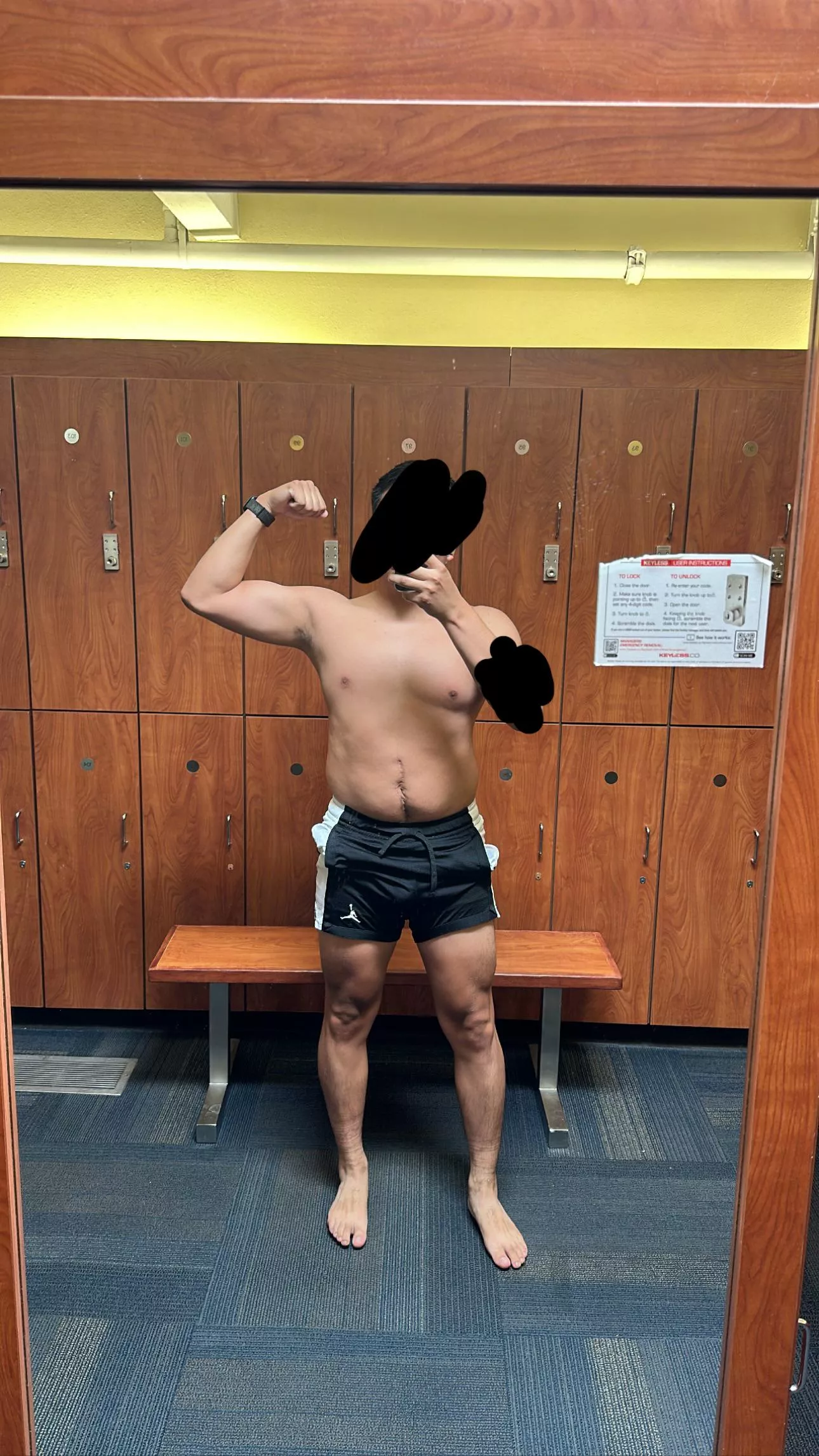 I like taking gym pictures 🦵 🦵 🦵 posted by nobutsnocutsnococonu