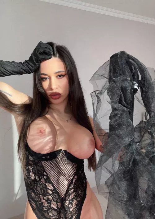 In case you haven’t noticed, I’m weird by NLHsmw