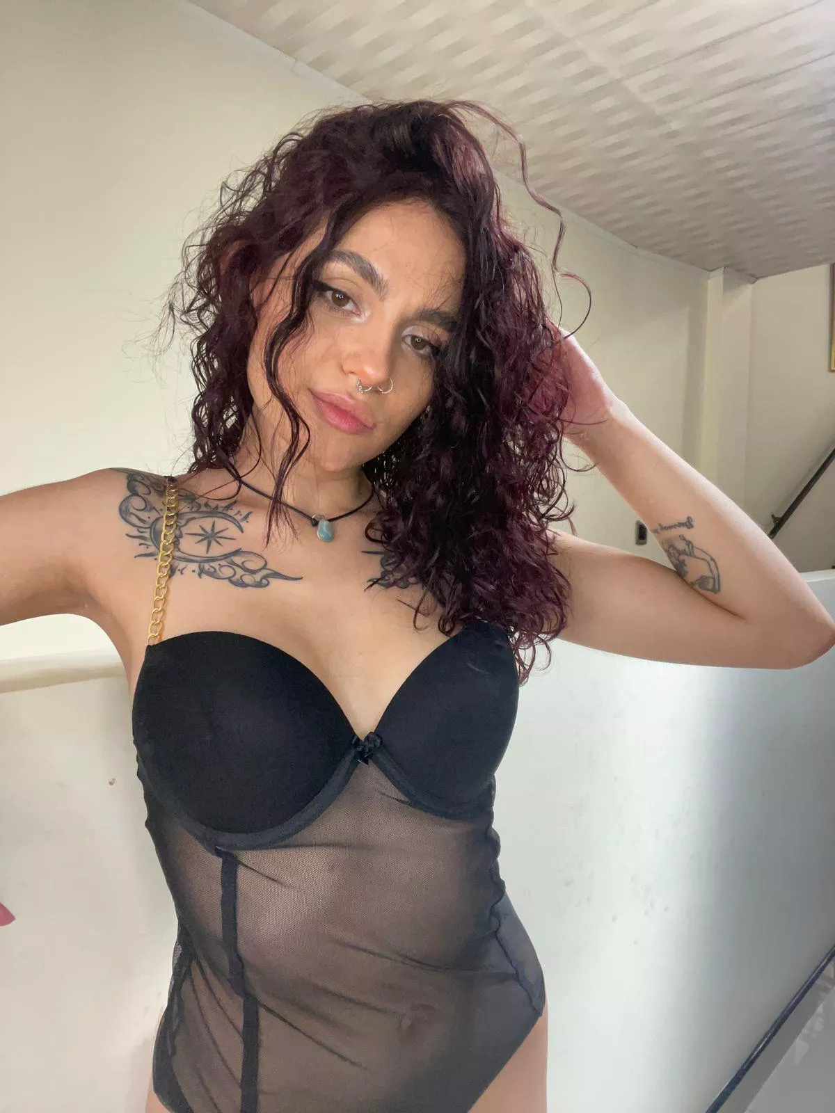 messy hair today :) posted by LatinaJasmin