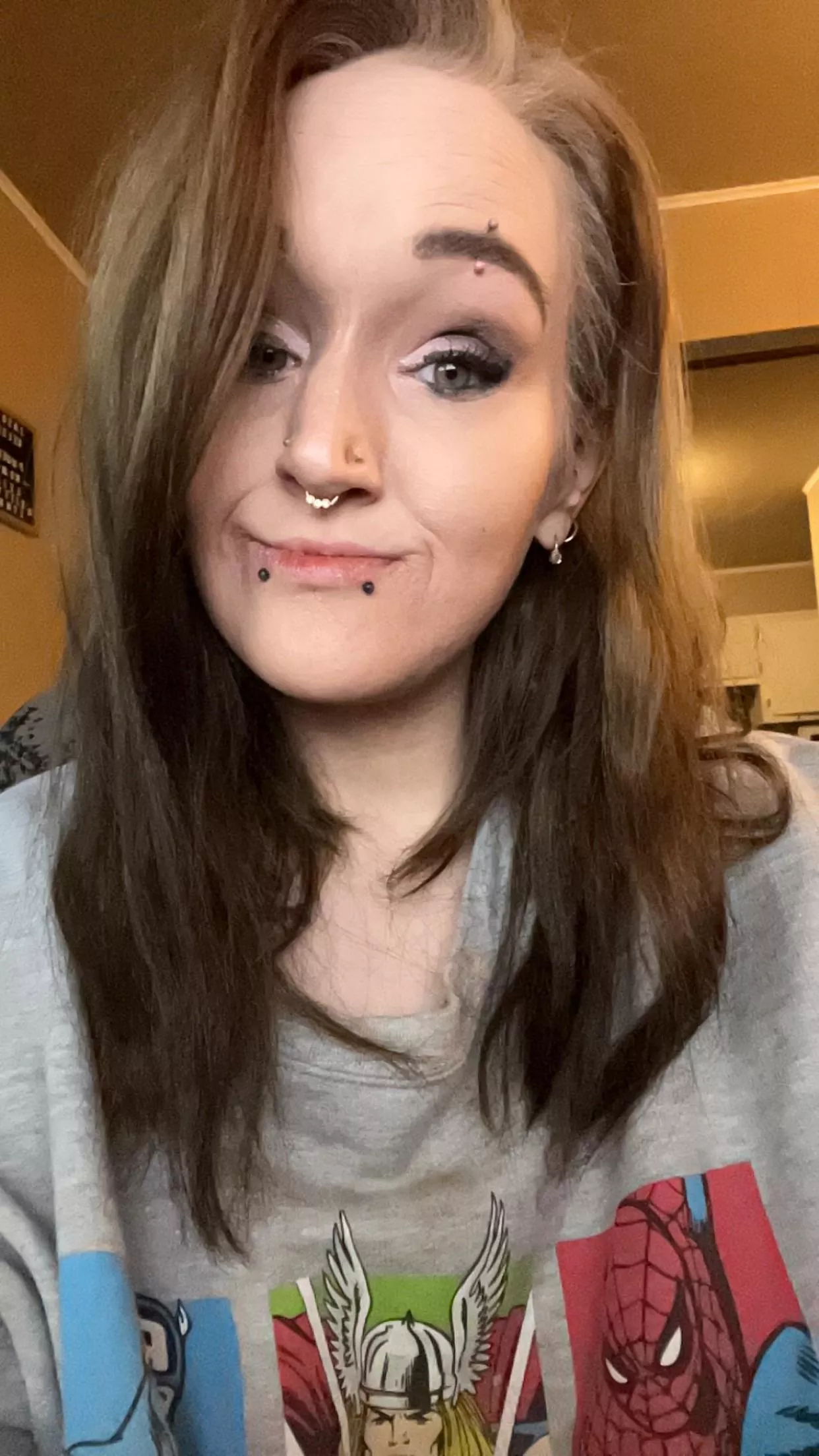 Morning, bring me a coffee? posted by kallielolwut