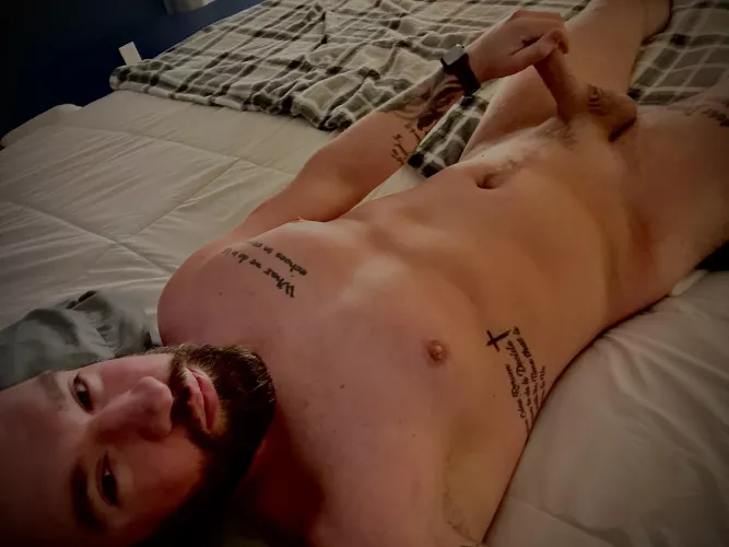 [M]Post workout and laying down, who’s joining? by CyberOne24