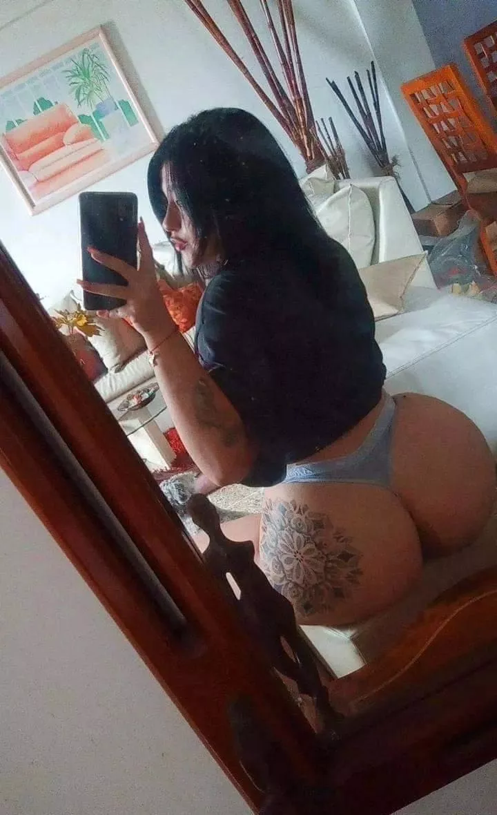 My big, hot ass ready to please you, funny men write. posted by AndreaValenHotb1