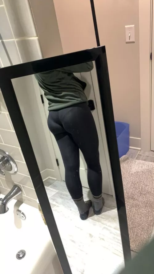 Showing off my panty lines at school by abbygatt