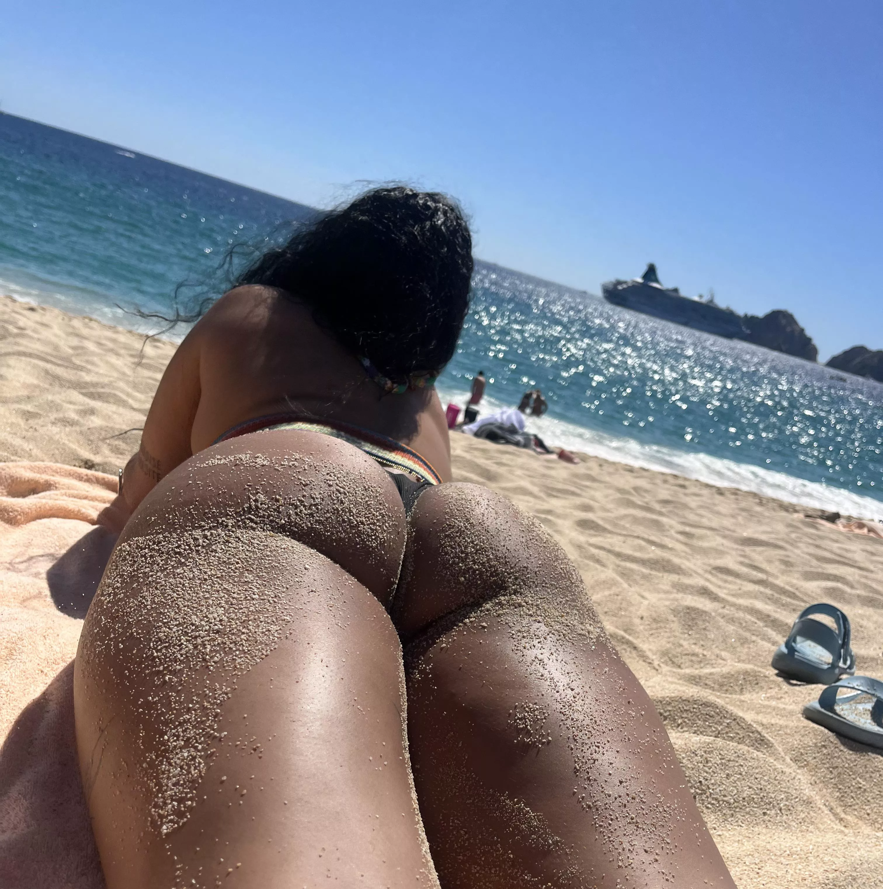 suns out buns out! posted by keirakinner