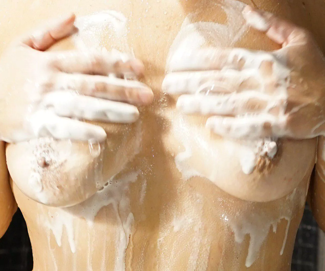 Talk dirty to me, I love it. posted by sexxxymiia