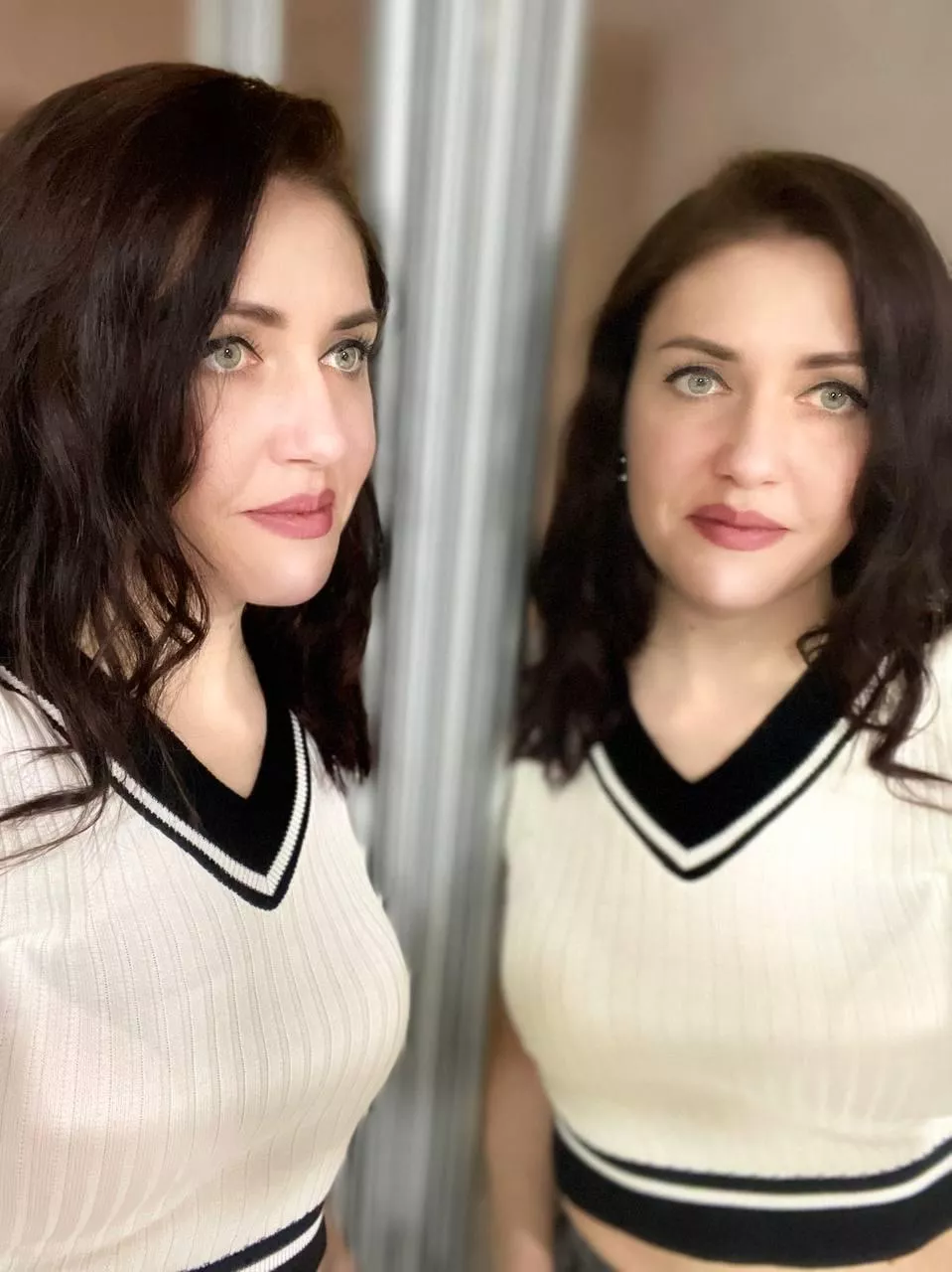 The reflection that is created through the mirror, do you believe it? 🤔 posted by mariy_love