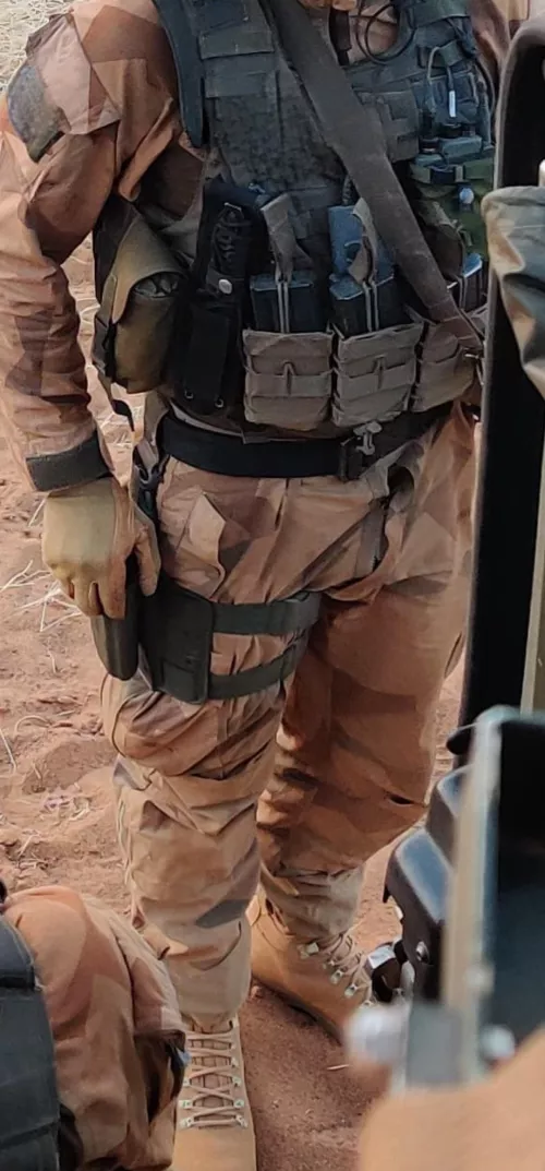 The zipper is already open... ON YOUR KNEES!! by woodpecker69er