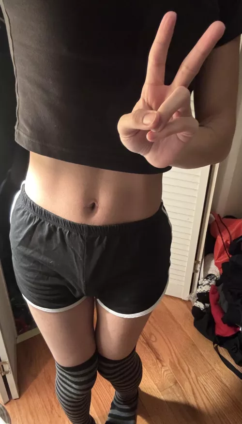 Too shy to show my face 🙈 but you can see my body 😁 by Yesohmama