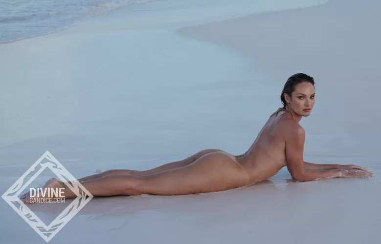 Victoria's Secret model Candice Swanepoel by AlternativeDisk1145