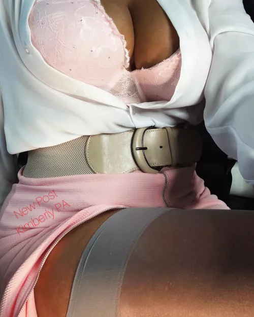 Wednesday’s work outfit ❤️❤️ Happy HumpDay ❤️ by Kimberlyhose